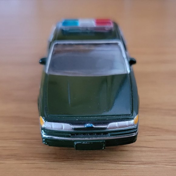 1999 Johnny Lightening  ’97 Crown Victoria Port of New Orleans Police Car - Picture 3 of 6